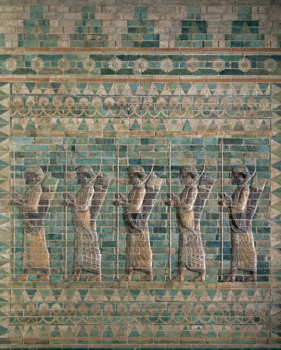 Fries der Bogenschützen der persischen Königsgarde, aus dem Palast von Darius dem Großen (548-486 v. Chr.) in Susa, Iran, Achämenidenzeit, ca. 500 v. Chr. von Persian School